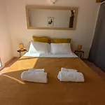 A Macchia, Piscine Et Vue Sur Villa *