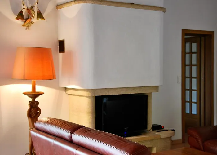 A Macchia, Piscine Et Vue Sur Villa *