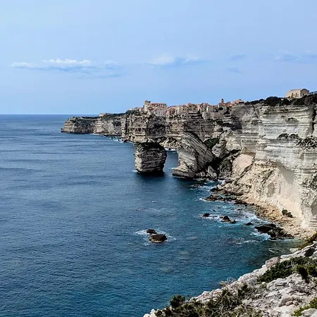 A Macchia, Piscine Et Vue Sur * Bonifacio (Corsica)