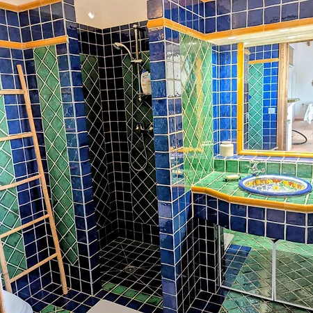 A Macchia, Piscine Et Vue Sur