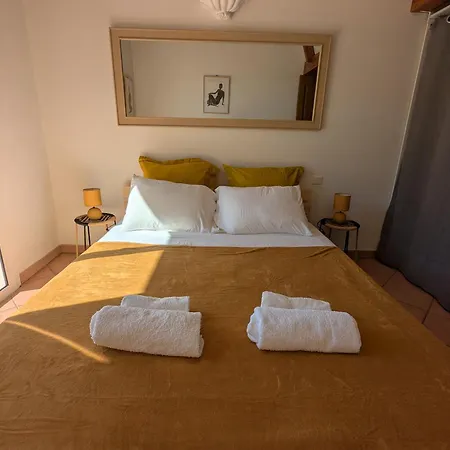 A Macchia, Piscine Et Vue Sur Vila *