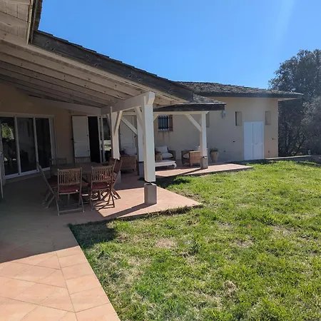 A Macchia, Piscine Et Vue Sur