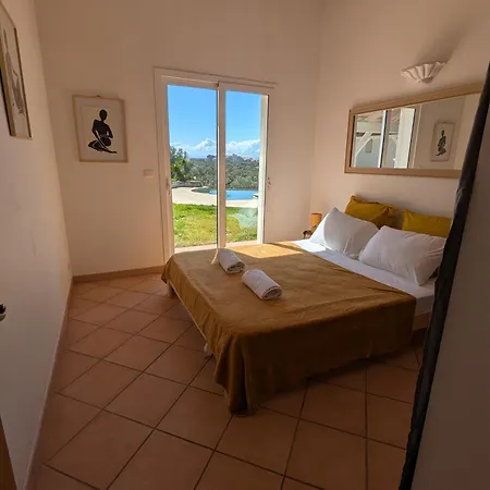 Vila A Macchia, Piscine Et Vue Sur *